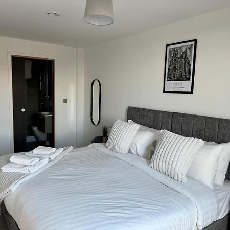 York Minster Icona 250 Free Parking & Gym公寓 外观 照片