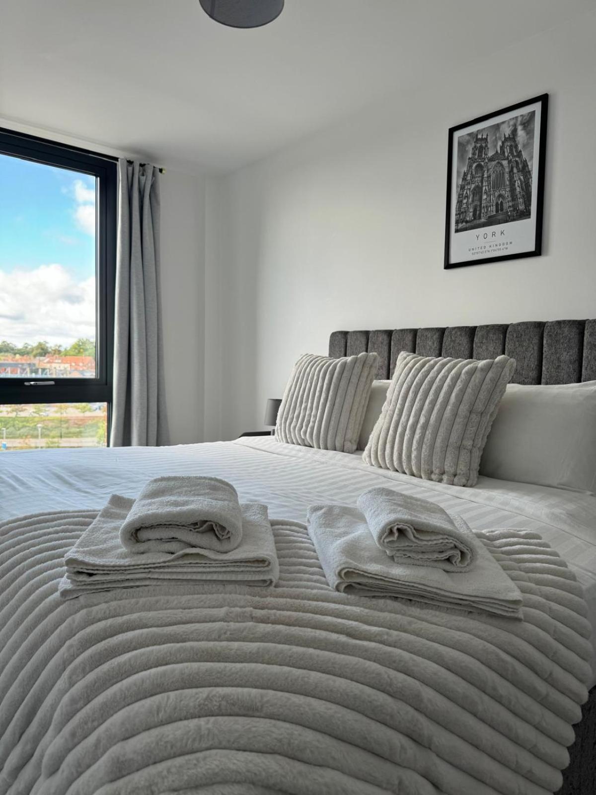 York Minster Icona 250 Free Parking & Gym公寓 外观 照片